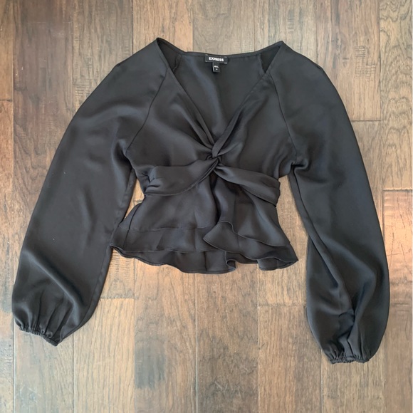 EXPRESS Twist Front Peplum Top 🖤 - Picture 4 of 7
